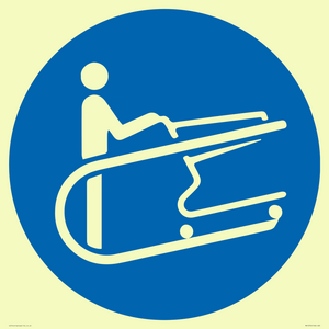 MV12704: Mandatory: Hold the trolley handle