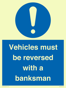 MV12756: Vehicles must be reversed with a banksman