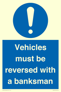 MV12756: Vehicles must be reversed with a banksman