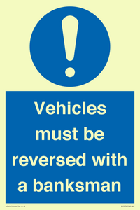 MV12756: Vehicles must be reversed with a banksman