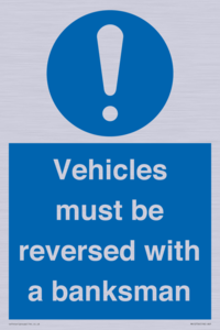 MV12756: Vehicles must be reversed with a banksman