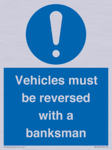MV12756: Vehicles must be reversed with a banksman
