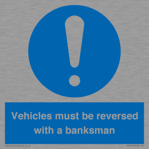 MV12756: Vehicles must be reversed with a banksman
