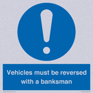 MV12756: Vehicles must be reversed with a banksman