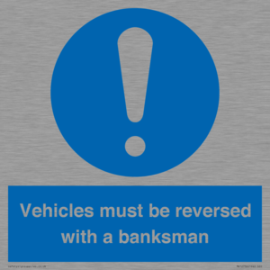 MV12756: Vehicles must be reversed with a banksman