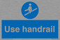 MV5534: Use handrail