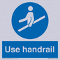 MV5534: Use handrail