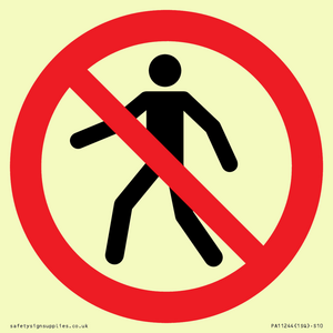 PA11244: P004 Prohibition: No thoroughfare