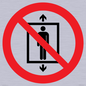 PA11288:  P027 Prohibition: Do not use this lift for people