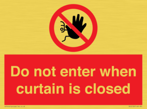 PA12120: Do not enter when curtain is closed