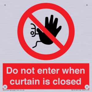 PA12120: Do not enter when curtain is closed