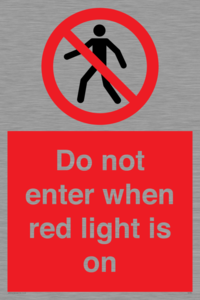 PA7384: Do not enter when red light is on