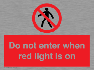 PA7384: Do not enter when red light is on