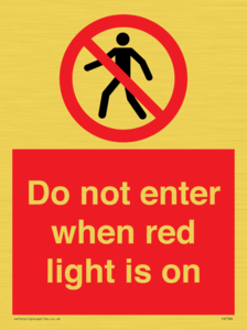 PA7384: Do not enter when red light is on