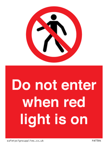 PA7384: Do not enter when red light is on