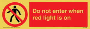 PA7384: Do not enter when red light is on