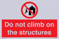 PA7717: Do not climb on the structures