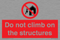 PA7717: Do not climb on the structures