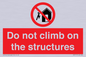 PA7717: Do not climb on the structures