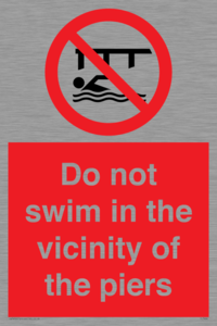 PL7464: Do not swim in the vicinity of the piers