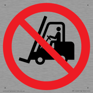 PM11248: P006 Prohibition: No access for forklift trucks and other industrial vehicles