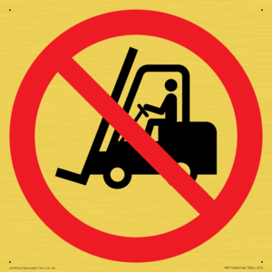 PM11248: P006 Prohibition: No access for forklift trucks and other industrial vehicles