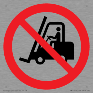 PM11248: P006 Prohibition: No access for forklift trucks and other industrial vehicles