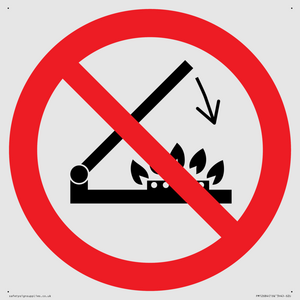 PM12684: Prohibition: Do not shut lid when burners are operating