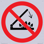 PM12684: Prohibition: Do not shut lid when burners are operating