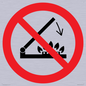 PM12684: Prohibition: Do not shut lid when burners are operating