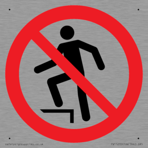 PV11272: P019 Prohibition: No stepping on surface