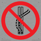 PV11308: Prohibition: Do not leave the tow-track