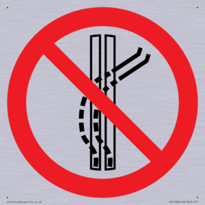 PV11308: Prohibition: Do not leave the tow-track