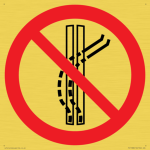 PV11308: Prohibition: Do not leave the tow-track