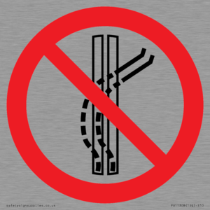 PV11308: Prohibition: Do not leave the tow-track