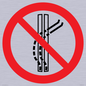 PV11308: Prohibition: Do not leave the tow-track