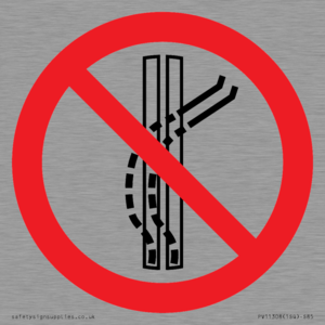 PV11308: Prohibition: Do not leave the tow-track