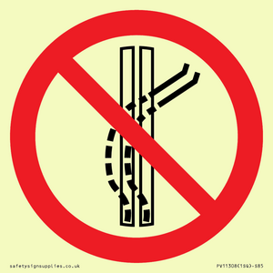 PV11308: Prohibition: Do not leave the tow-track