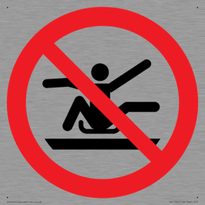 PV11326: Prohibition: Do not stretch out of toboggan