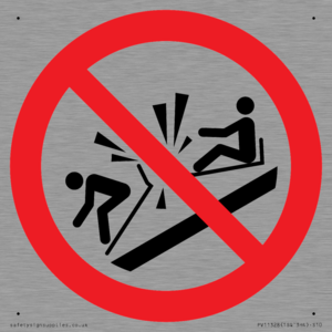 PV11328: Prohibition: Do not ram into toboggans