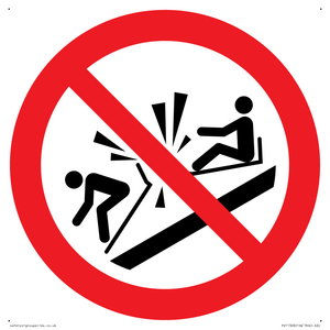 PV11328: Prohibition: Do not ram into toboggans