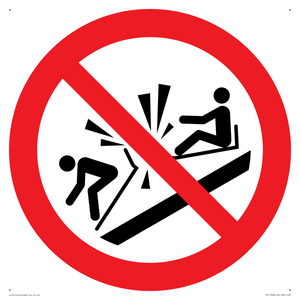PV11328: Prohibition: Do not ram into toboggans
