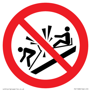 PV11328: Prohibition: Do not ram into toboggans