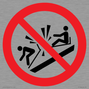 PV11328: Prohibition: Do not ram into toboggans