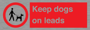 PV1437: Keep dogs on leads