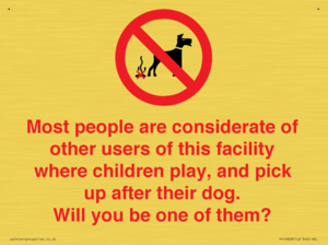 PV14828: Most people pick up their dog's poo
