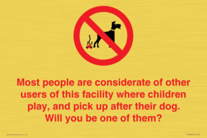 PV14828: Most people pick up their dog's poo