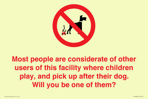 PV14828: Most people pick up their dog's poo