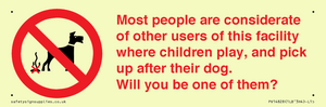 PV14828: Most people pick up their dog's poo