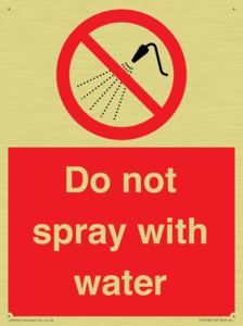 PV7618: Do not spray with water